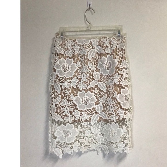 Sans Souci Beige Skirt with White Lace Overskirt‎ Women's Size Small - Picture 1 of 5